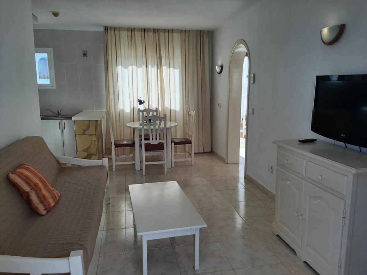 Apartamentos Torres Cardona 卡拉隆加 外观 照片