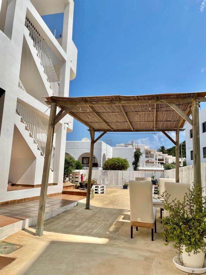 Apartamentos Torres Cardona 卡拉隆加 外观 照片